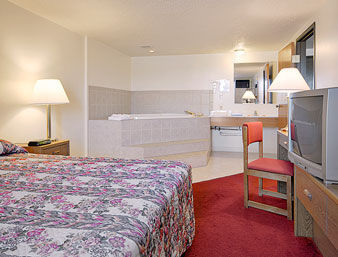 Travelodge Yankton Room photo